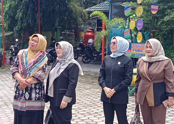 Wakil Ketua DPRD Kota Jambi RR Nully Kurniasih : Kita Upayakan Anak-Anak dapat Belajar dengan baik