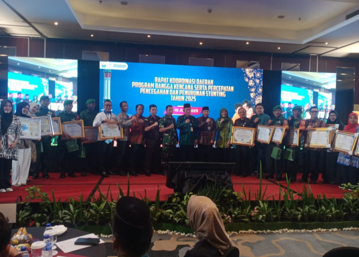 PTPN IV Regional 4 Raih Award Orang Tua Asuh Stunting BKKBN