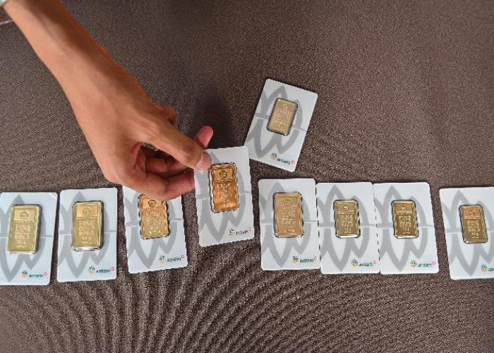 Harga Emas Antam Turun Rp15.000, Kini Dibanderol Rp2,63 Juta per Gram