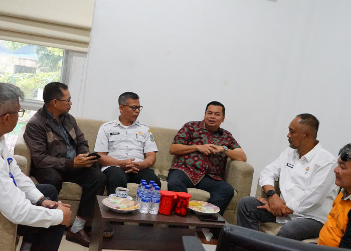 Respon Cepat Ketua DPRD Kota Jambi Terhadap Keluhan Masyarakat, KFA Temuin PUPR Provinsi