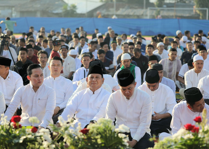 Momen Presiden Prabowo Salat Iduladha di Istiqlal Bersama Tokoh Nasional
