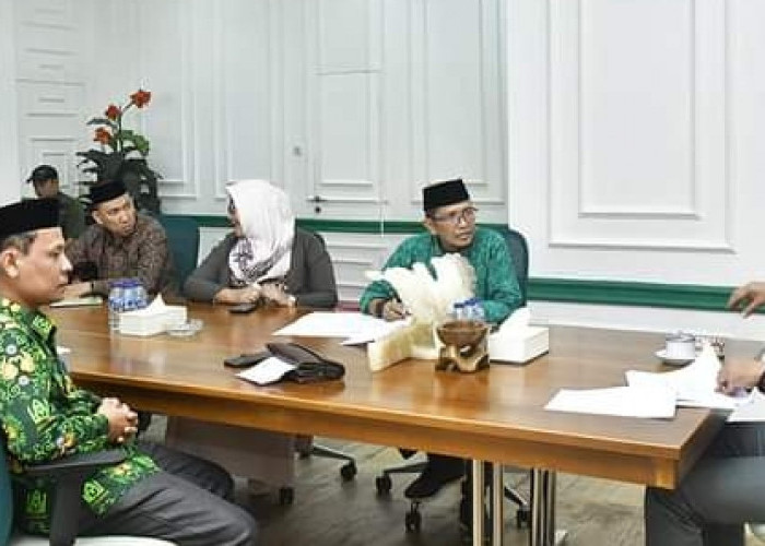 Audiensi Civitas Institut Agama Islam Nusantara Batang Hari Bersama Bupati Fadhil Arief