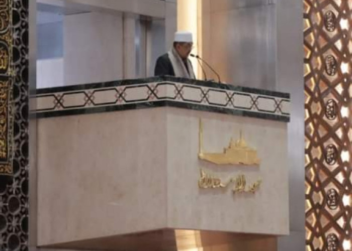 Khutbah Jum'at Bupati Tanjung Jabung Barat Anwar Sadat : Menjaga dan Menata Hati 