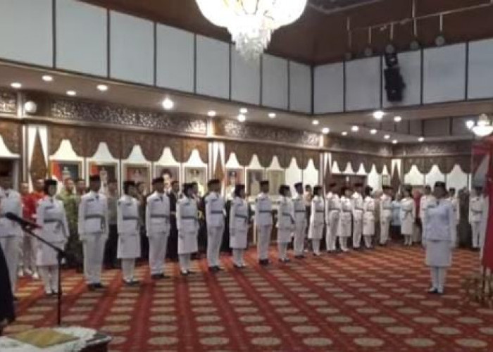 Gubernur Al Haris Kukuhkan 54 Paskibraka Provinsi Jambi 2026 