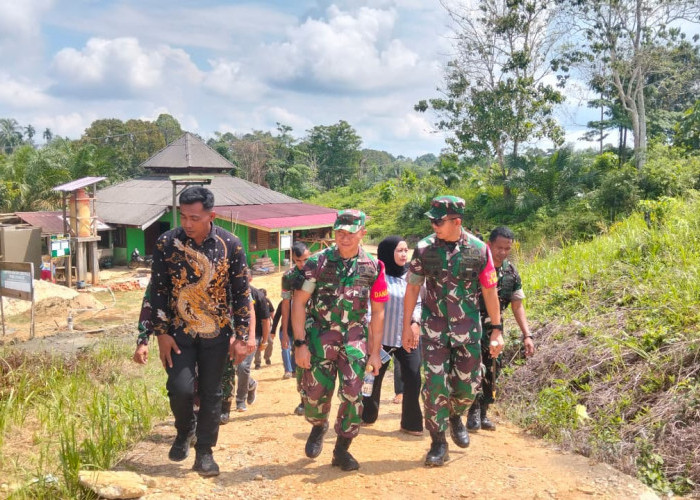 Danrem 042/Gapu Pastikan TMMD Tepat Sasaran: Infrastruktur Desa Dikebut, Akses Ekonomi Warga Didorong