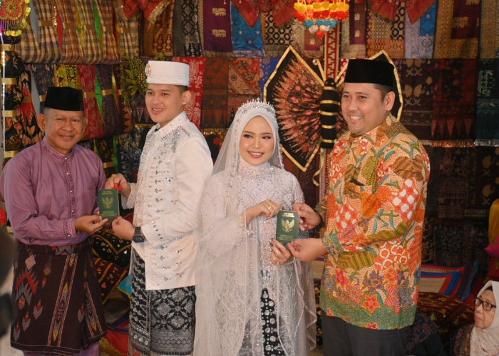 Bupati dan Wabup Jadi Saksi Pernikahan Putri Sekda Zulhifni