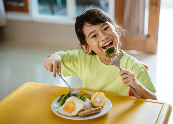 Kebiasaan Makan Sehat Bantu Anak Lebih Aktif dan Ceria
