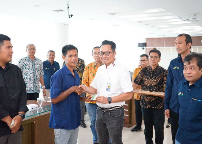 Camat Bajubang Akui PTPN IV Regional 4 Sayangi Warganya 