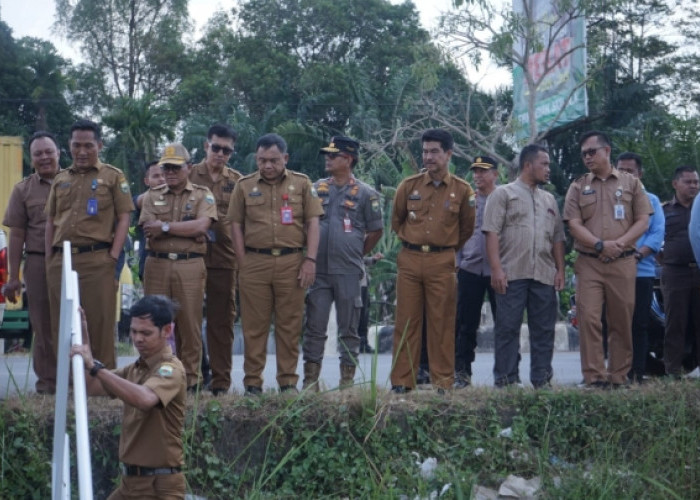 Penancapan Patok Angso Dano Sebagai Bukti Tanah Milik Pemerintah Kabupaten Muaro Jambi