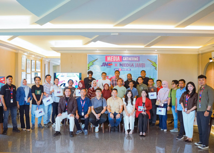 JNE Jambi Perkuat Kolaborasi Media, Hadirkan Owner Rumah Makan Pusako 1 dalam Talkshow