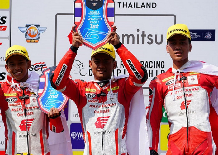 Lagu Indonesia Raya Berkumandang, Pembalap Astra Honda Sapu Bersih Podium ARRC Thailand