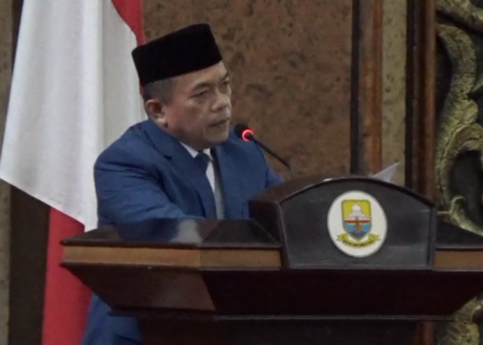 Gubernur Al Haris Sampaikan Jawaban Pemerintah atas Pandangan Fraksi DPRD soal Perubahan APBD 2026