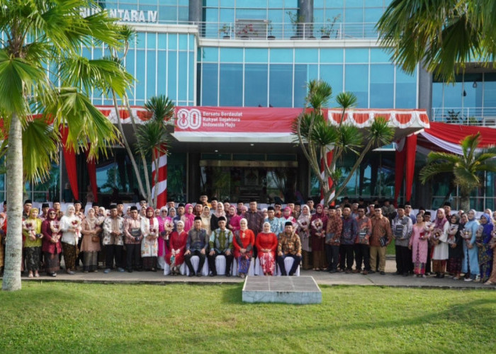 Kado Kemerdekaan, PalmCo Apresiasi Loyalitas 4.275 Karyawan