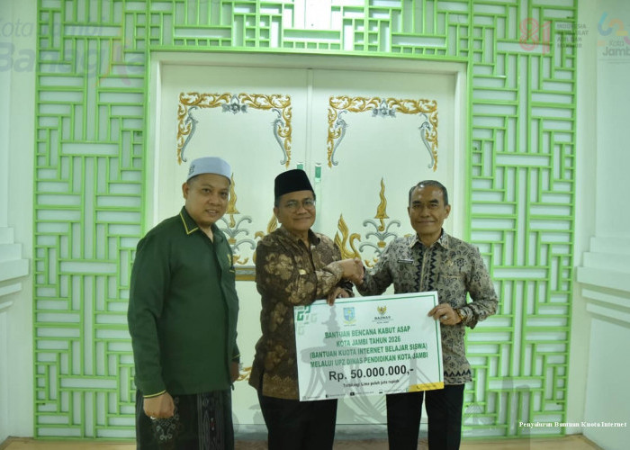 Bantu Siswa Tetap Belajar di Tengah Kabut Asap, Pemkot Jambi Salurkan Rp50 Juta untuk Kuota Internet