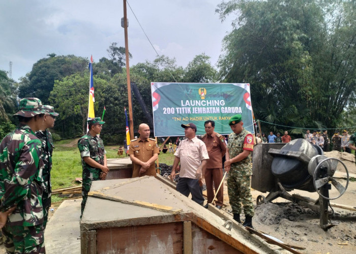 Danrem 042/Gapu Tinjau Progres pembangunan KDKMP dan Jembatan Gantung di Kabupaten Bungo