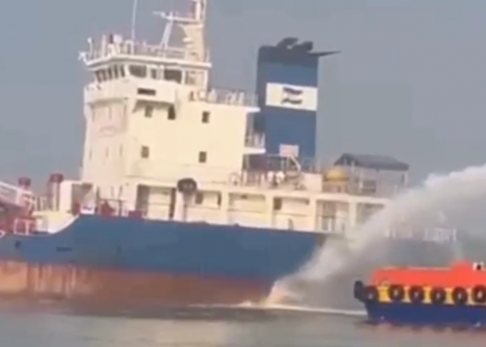 Lima ABK Luka Bakar Usai Ledakan di Kapal MT Nurhasanah Lima