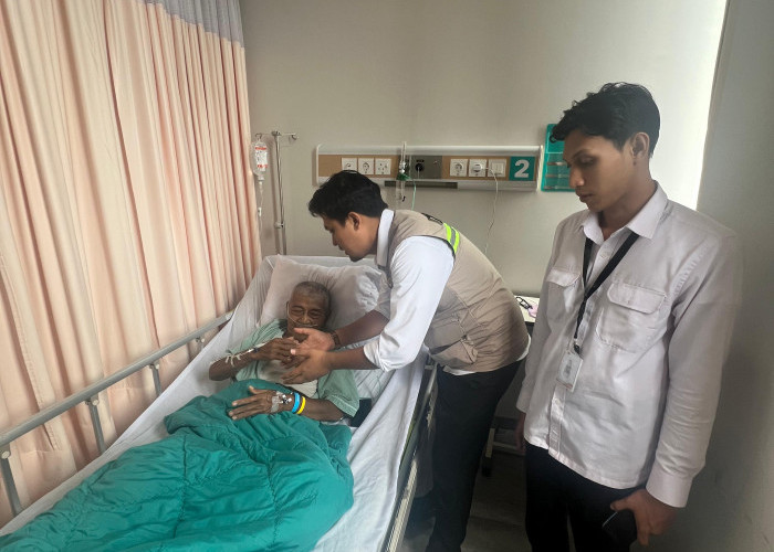 Dua Calon Haji Kloter BTH 13 Tertunda Berangkat ke Tanah Suci