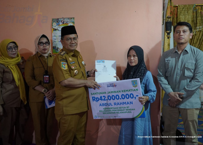 Pemkot Jambi Serahkan Santunan  Kematian Rp42 Juta kepada Ahli Waris Ketua RT 7 Penyengat Rendah
