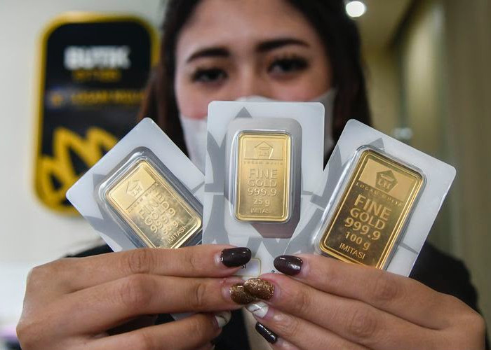 Harga Emas Antam Turun Rp15.000, Kini Dibanderol Rp2,645 Juta per Gram