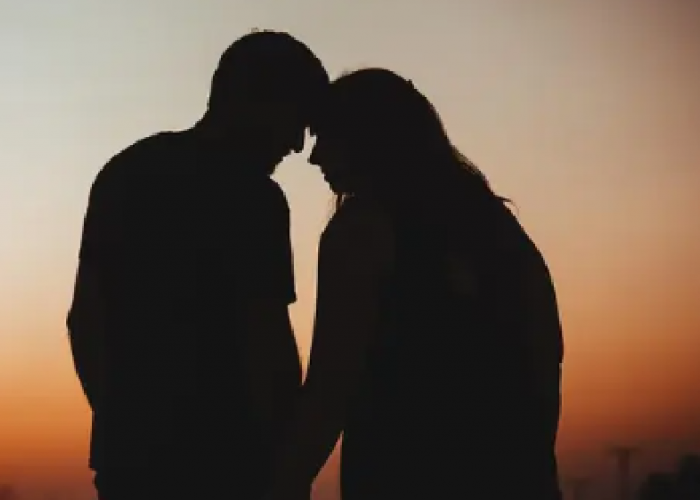 Malam Minggu yang Romantis, Tips Mengajak Pasangan Jalan Agar Bahagia