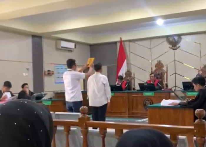 Sidang Korupsi Dana BOS Ungkap SPJ Rekayasa dan Kwitansi Fiktif