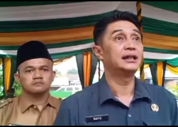PJ Bupati Muaro Jambi Bachyuni Deliansyah Hadiri Sunatan Masal di Desa Senaung