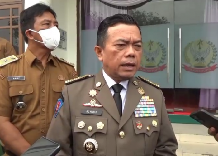 Darurat Asap, Gubernur Al Haris Minta Warga Hentikan Pembakaran Lahan dan Sampah