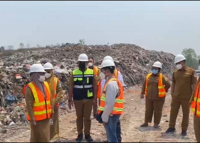DPRD Kota Jambi Khawatir Tumpukan Sampah TPA Talang Gulo Bebani APBD