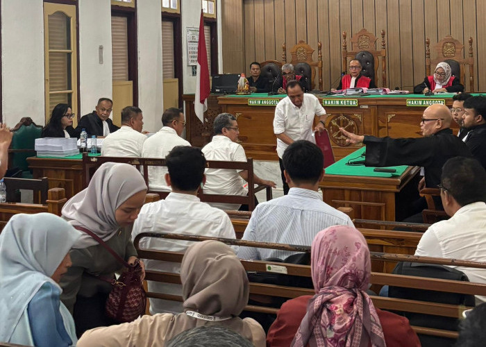 Jaksa Tuntut Irwan Perangin-angin 1,5 Tahun Penjara, Kuasa Hukum Sebut Fakta Sidang Diabaikan