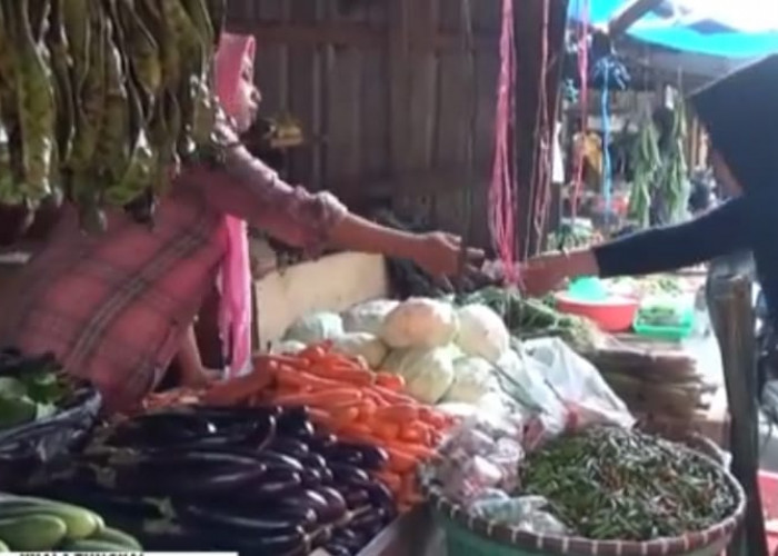 Seminggu Jelang Idul Adha, Pedagang Sebut Harga Bahan Pokok Tak Stabil