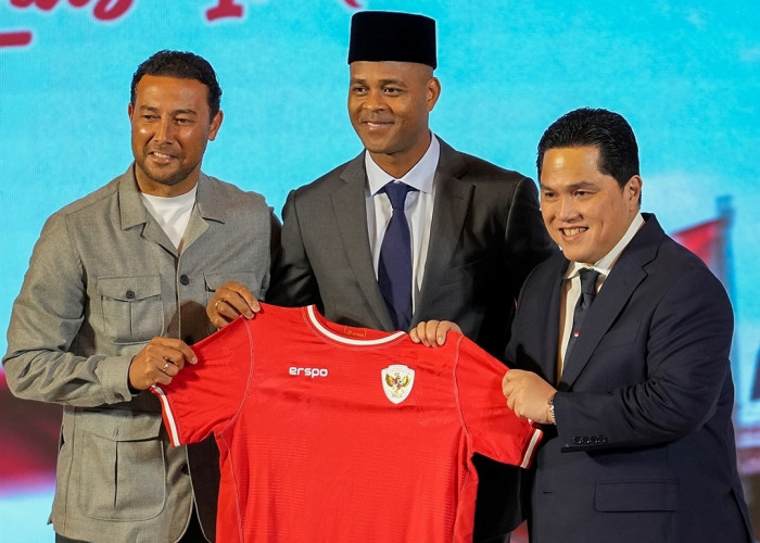 Patrick Kluivert Optimistis Bawa Timnas Indonesia Lolos ke Piala Dunia 2026