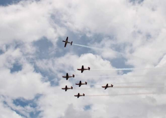 Jupiter Aerobatic Team Singgah di Palembang Menuju Singapore Airshow 2024