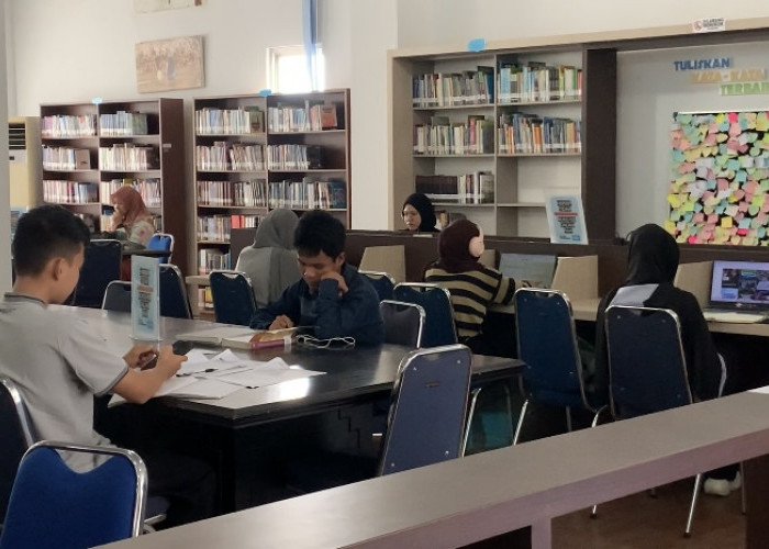 Di Era Digital, Perpustakaan Kota Jambi Ingatkan Pentingnya Buku Cetak