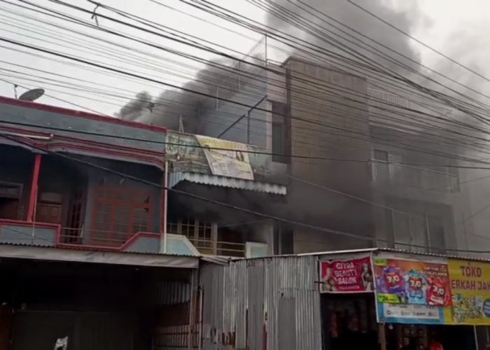 Kebakaran Ruko Warung Kelontong di Jambi, Remaja 15 Tahun Tewas Terjebak di Kamar Mandi