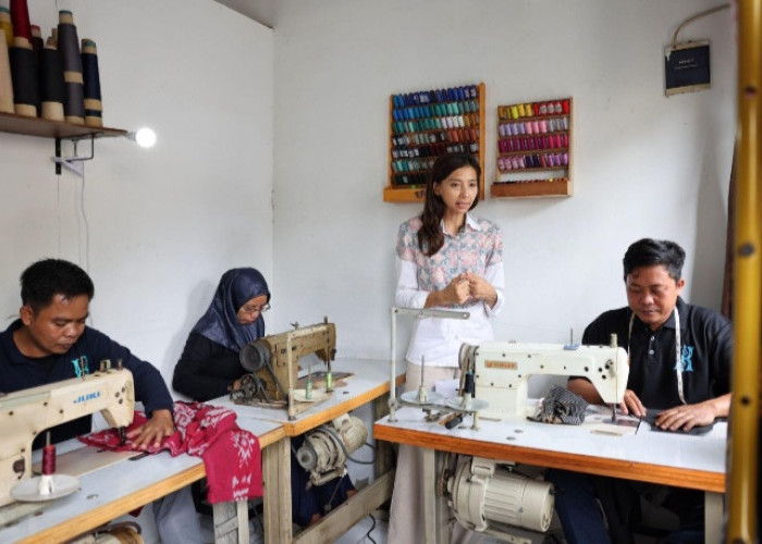 UMKM Binaan BRI 'Kain Indonesia by Shifara,