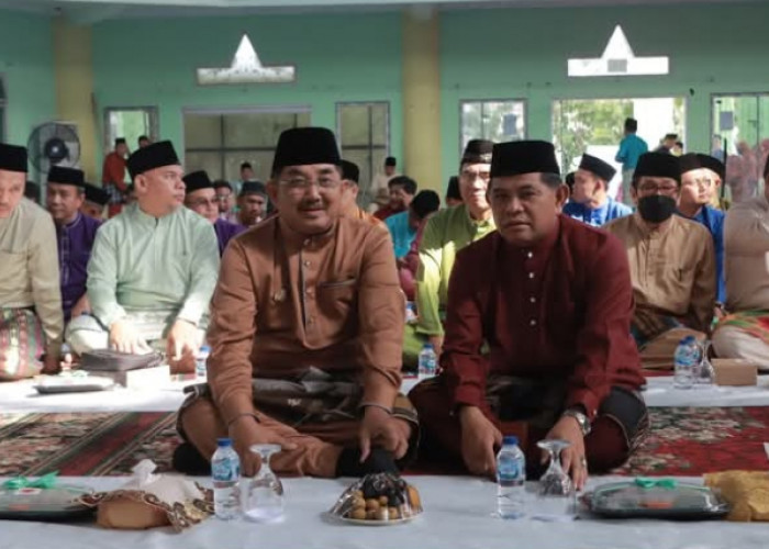 Bupati Tanjab Barat Anwar Sadat Berharap UIN Jambi Makin Unggul