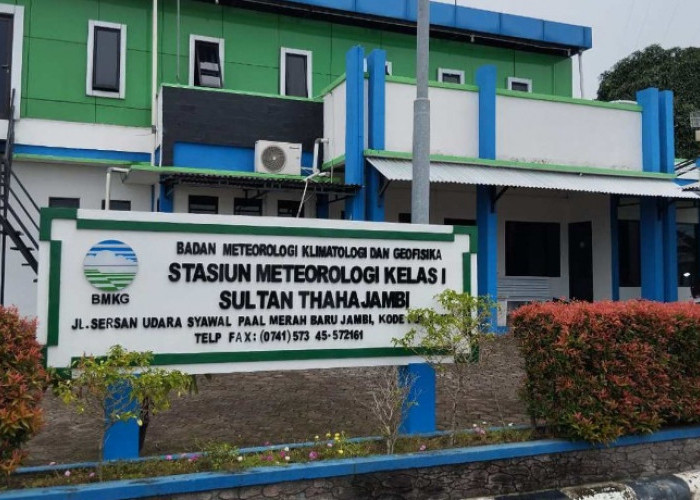 Potensi Cuaca Ekstrim, BMKG Himbau Masyarakat Jauhi Wilayah Terbuka