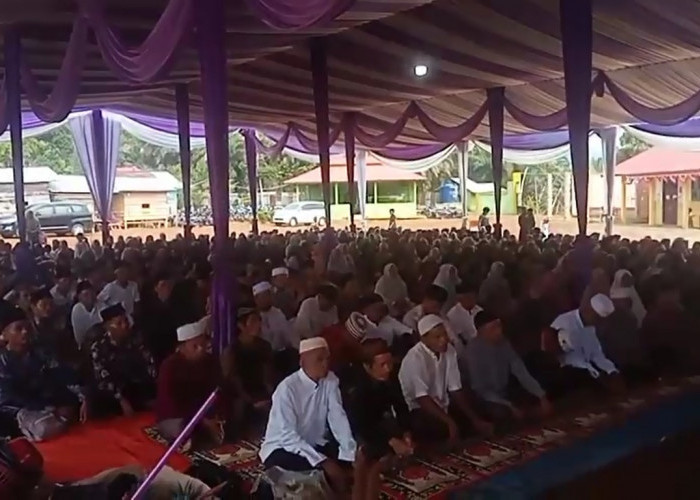Hesnidar Haris Beri Tausiah di Ponpes Al Aziziah 