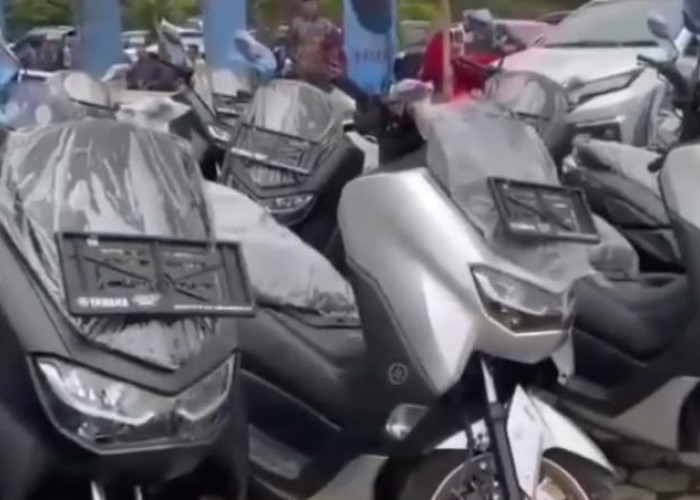 PJ Bupati Bachyuni Serahkan 26 Unit Kendaraan Roda Dua Untuk Para Pengawas 