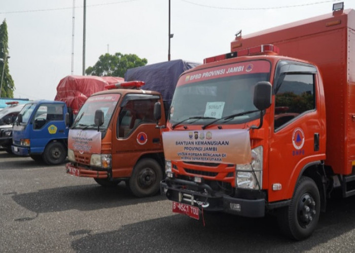 Gubernur AL Haris Lepas Bantuan Kemanusiaan 4,5 Miliar Untuk Bencana Sumatera