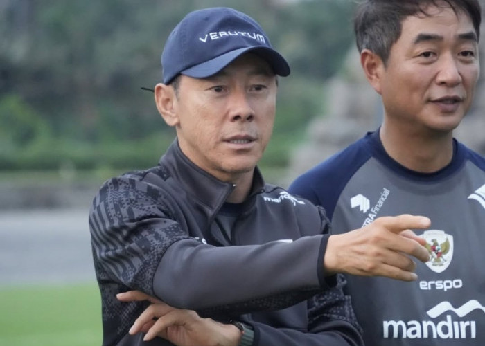 Duel Strategi Pelatih Korea di Piala AFF 2024: Shin Tae Yong vs Kim Sang Sik!