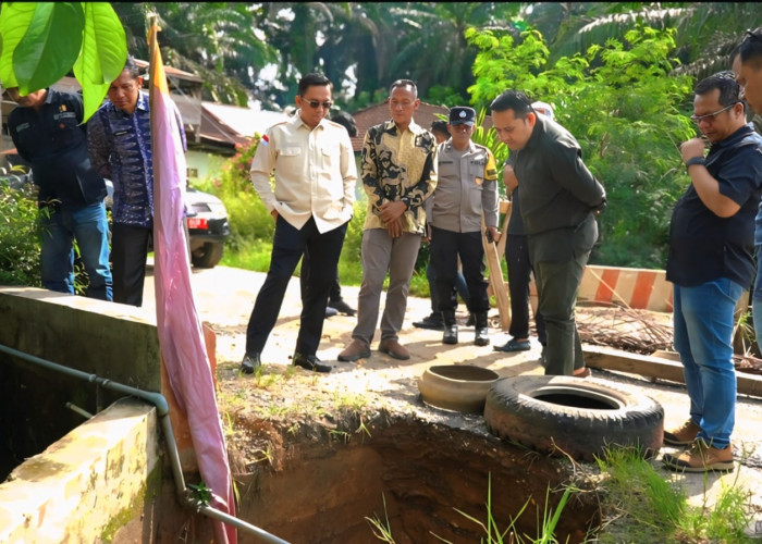 Bupati H M Syukur Berupaya Mantapkan Jalan