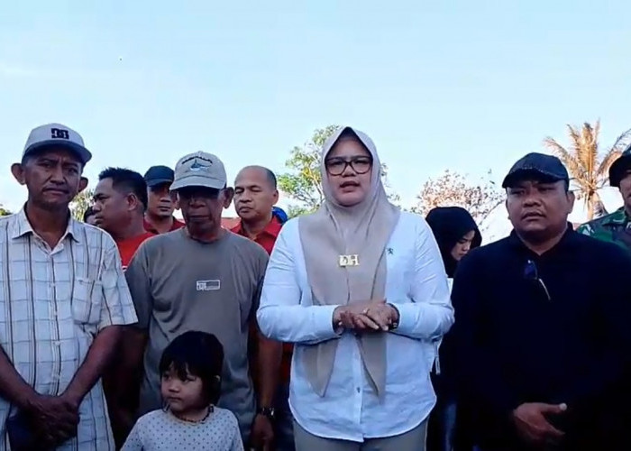 Bupati Sambangi Korban Kebakaran, Beri Semangat bagi Warga Terdampak  