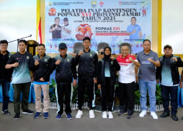 Wagub Jambi Abdullah Sani Lepas Keberangkatan Atlet Menuju POPNAS XVI di Palembang