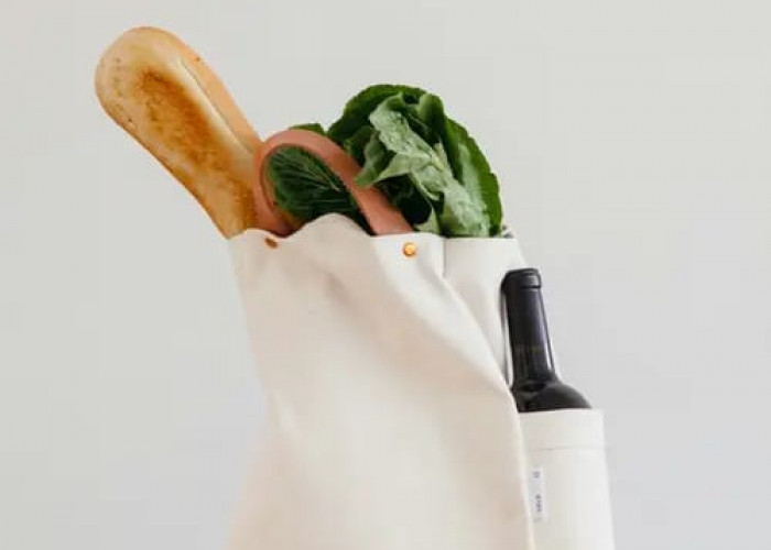 Dari Tumbler sampai Tas Belanja Kain, Kebiasaan Kecil yang Kini Jadi Lifestyle Anak Muda