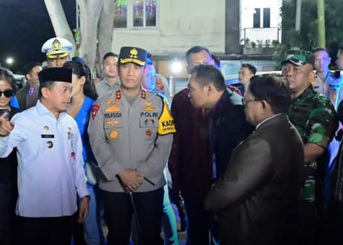 Gubernur Jambi dan Kapolda Tinjau Pelaksanaan Ibadah di Gereja