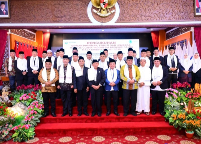 Wakapolda Jambi Hadiri Pengukuhan Pengurus MUI Provinsi Jambi dan Pembukaan Mukerda 2026