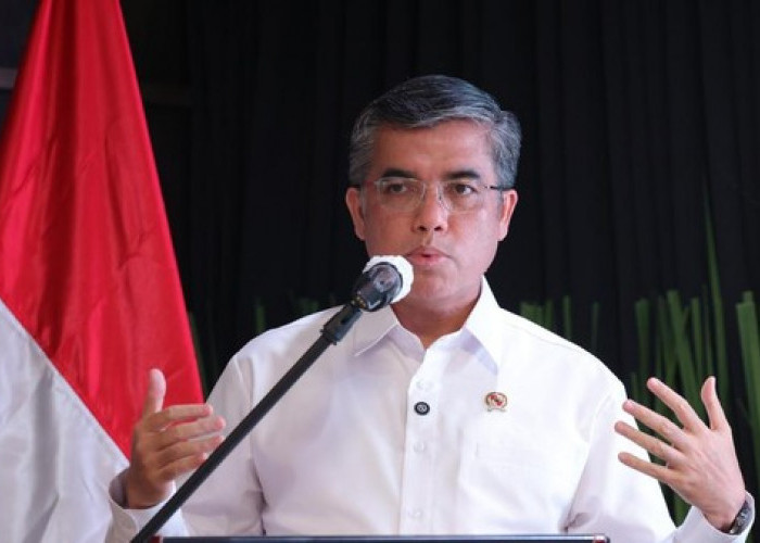 Tak Boleh Lagi Tahan Ijazah, DPR Sahkan UU Pelindungan Ketenagakerjaan