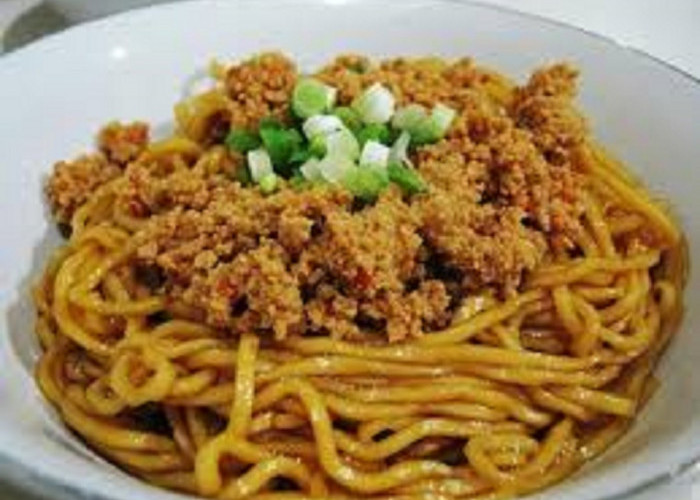 Kenyal dan Gurih! Ini Resep Rahasia Mie Yamin Manis ala Restoran