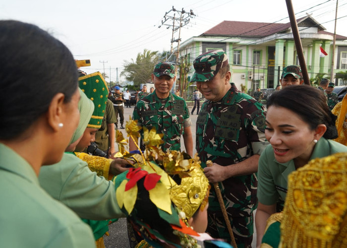 Kunker Safari Ramadhan, Pangdam XX/TIB Tekankan Profesionalisme dan Kemanunggalan TNI-Rakyat